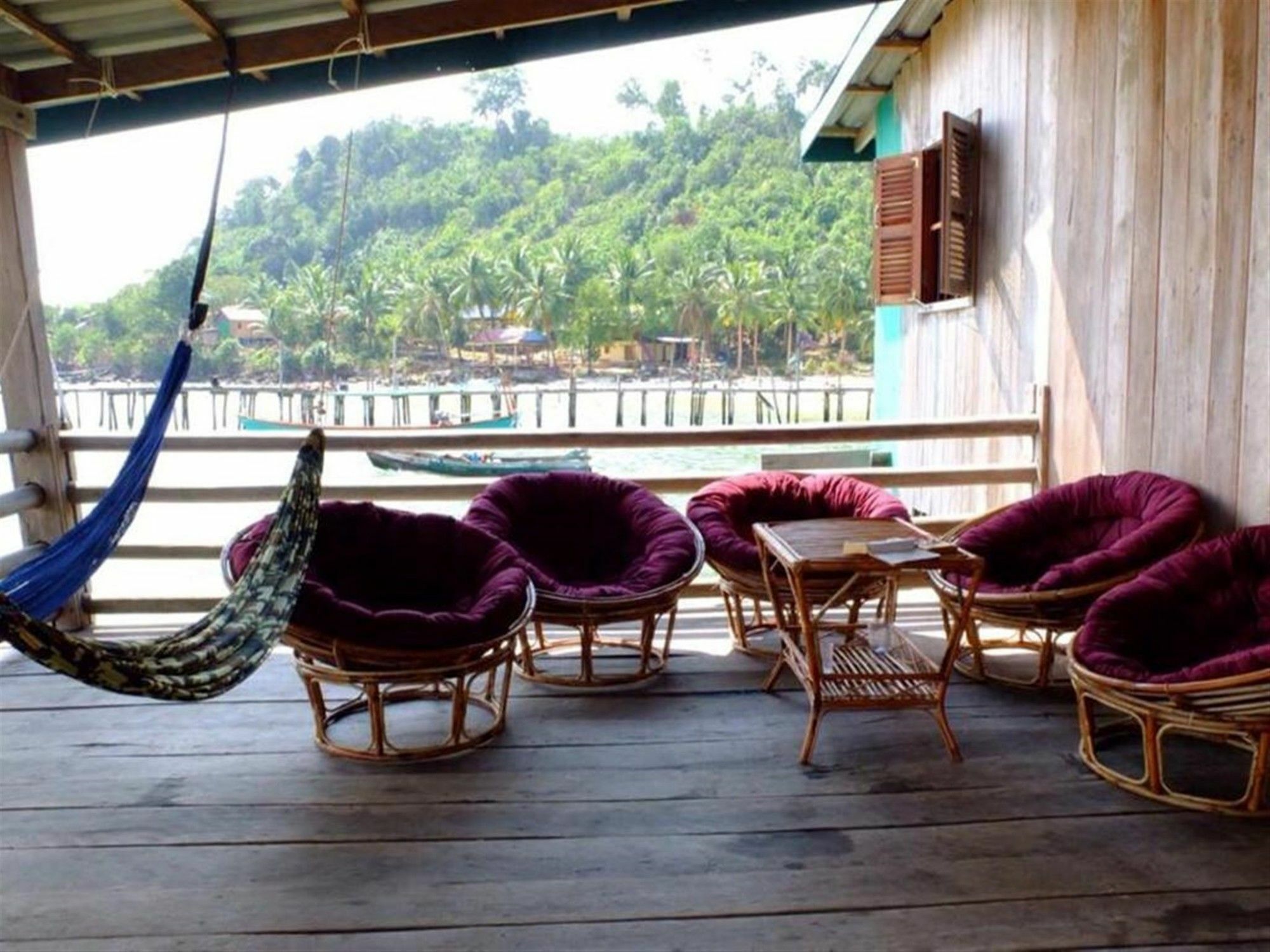 Angkor Chom Bungalows And Rooms Sok San Village Exterior photo